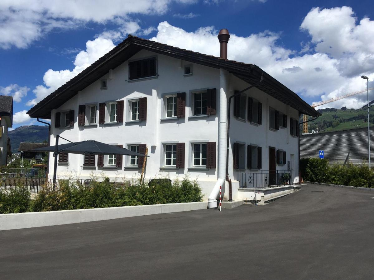 The Delicate Question Which Bed & Breakfast Швиц Екстериор снимка